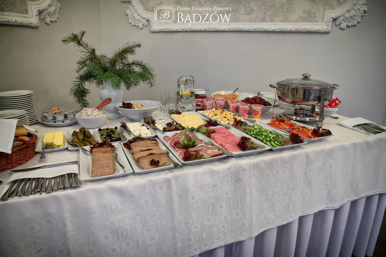 Palac W Badzowie Polkowice Buitenkant foto